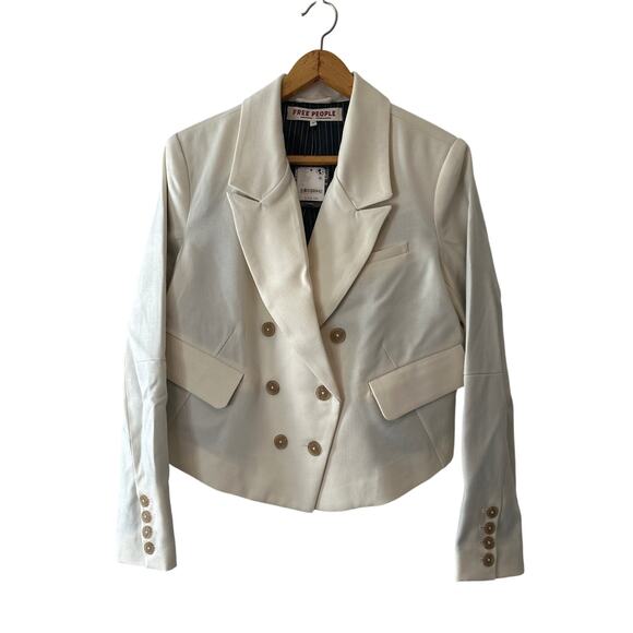 Free People NWT Betty Solid Cropped Blazer in Ecru Size Medium - Picture 3 of 11